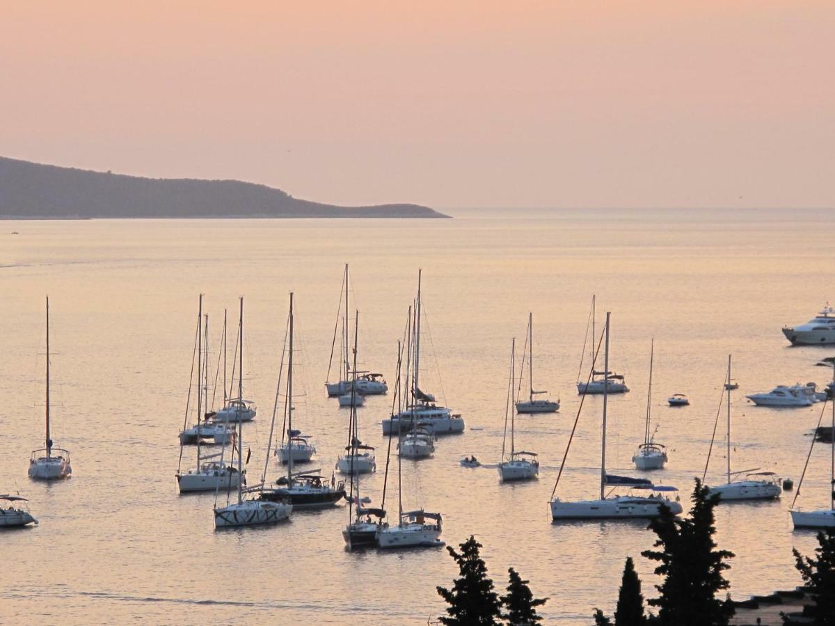 All About The Sea - Riviera House Near The Center Of Hvar Хвар Екстер'єр фото